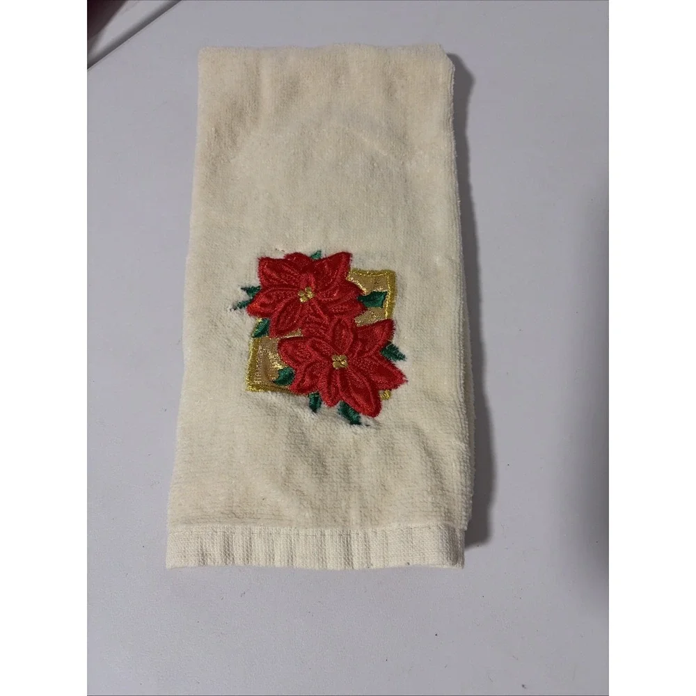 Christmas Dish Towels Lot Of 4-1 NWT 3-pre owned Santa Bells Poinsettias Tree